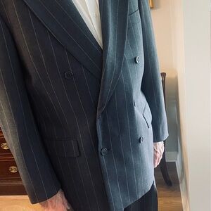 Valentino Double Breasted Men’s Suit. 100% Virgin Wool. Made in Italy.